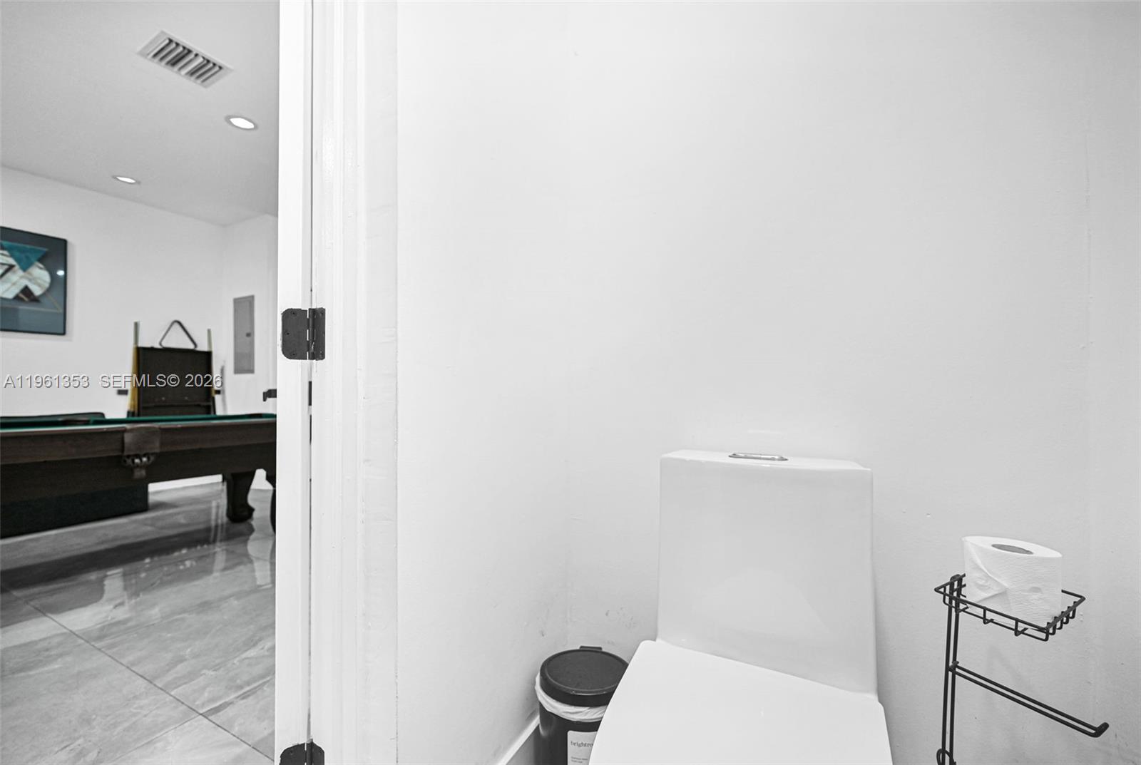 112 NW 53rd St Miami, FL 33127