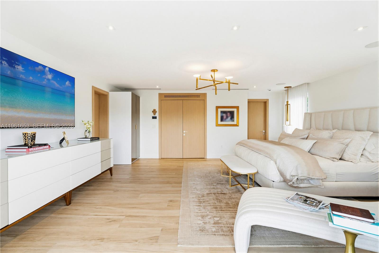 5860 Paradise Pt Dr Palmetto Bay, FL 33157