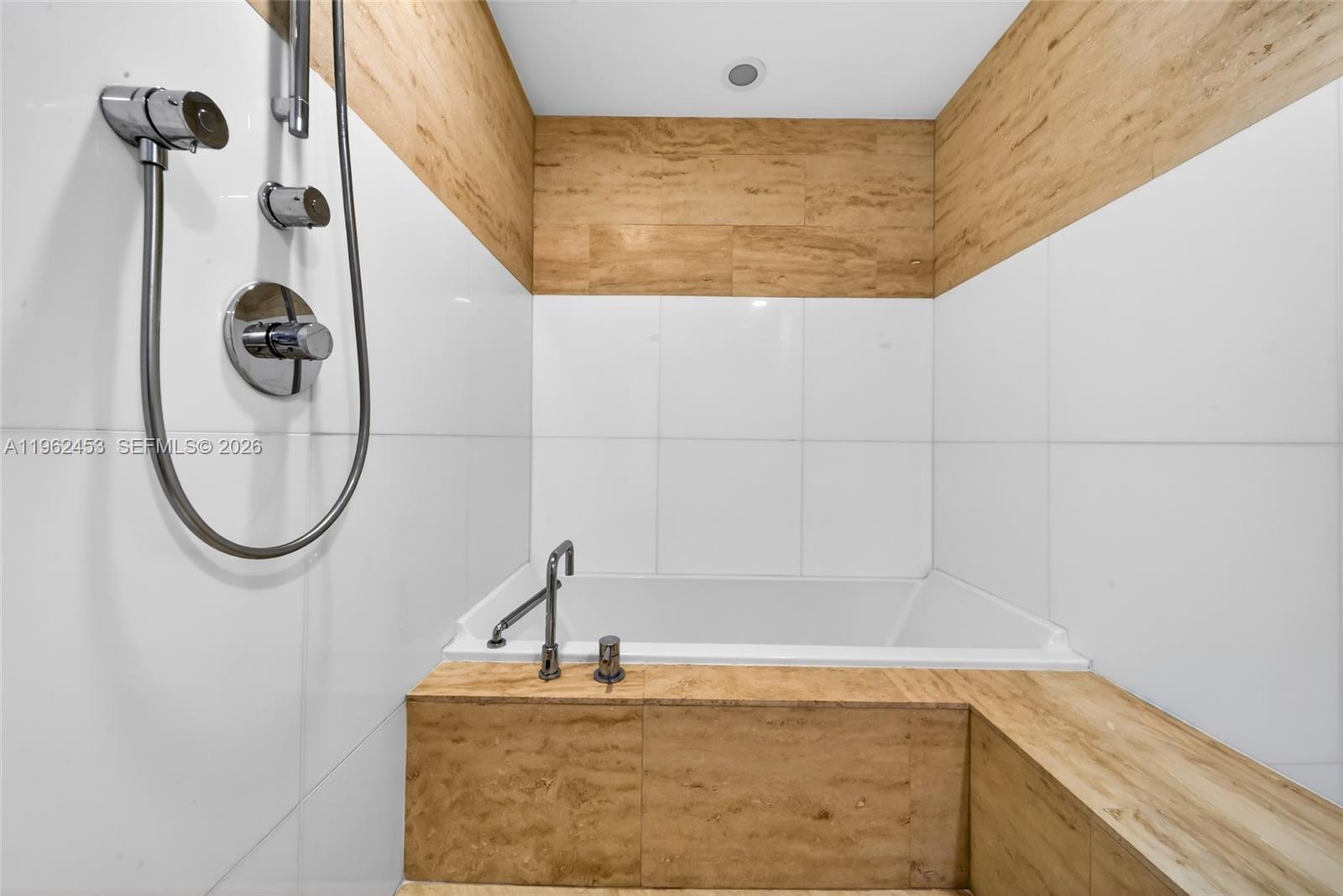 image Capri South Beach23