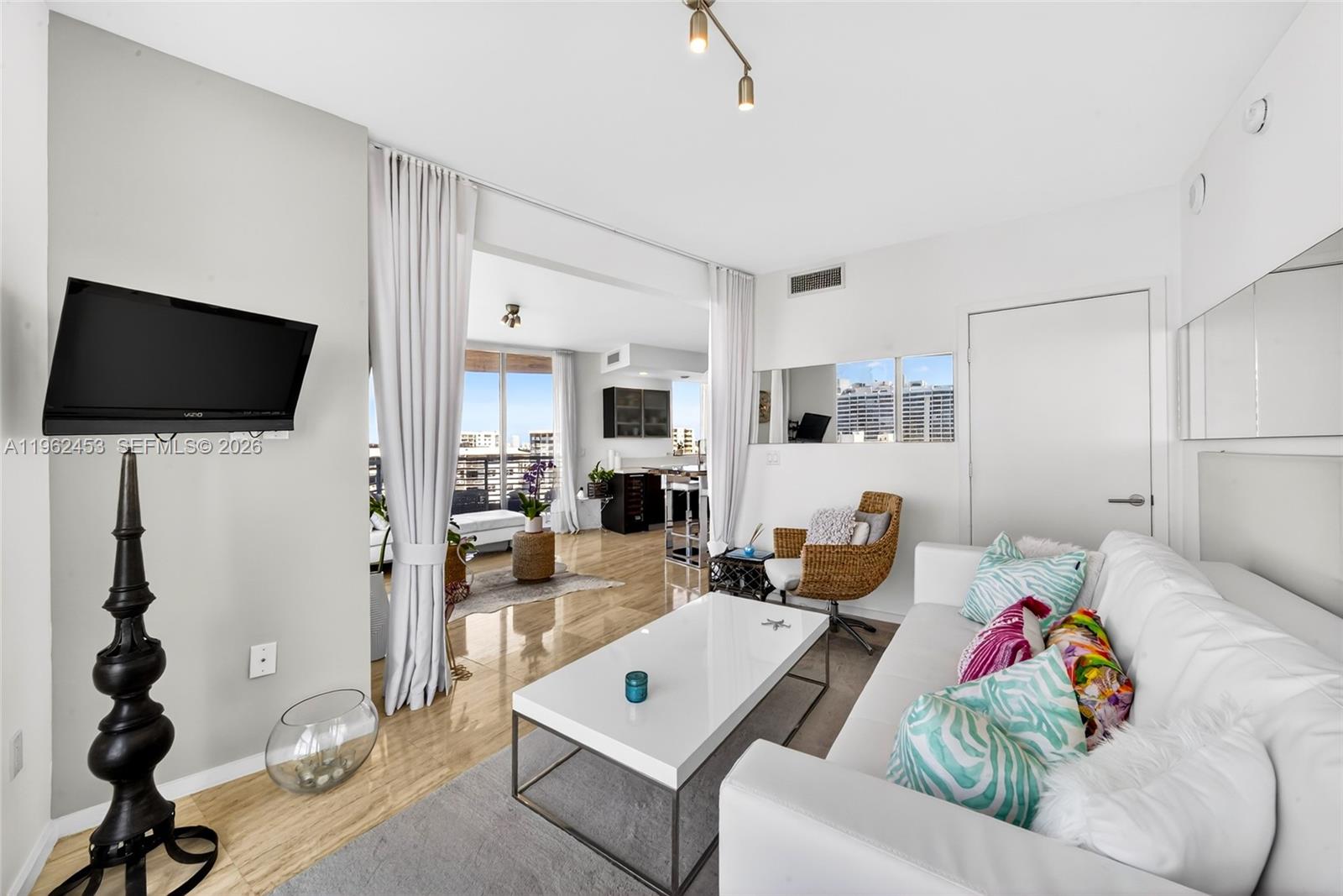 image Capri South Beach7