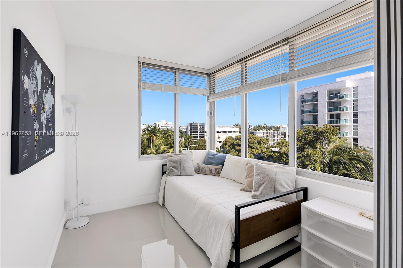 image Mirador 1000 (South Tower)8