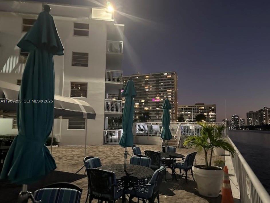 1913 S Ocean Dr #410