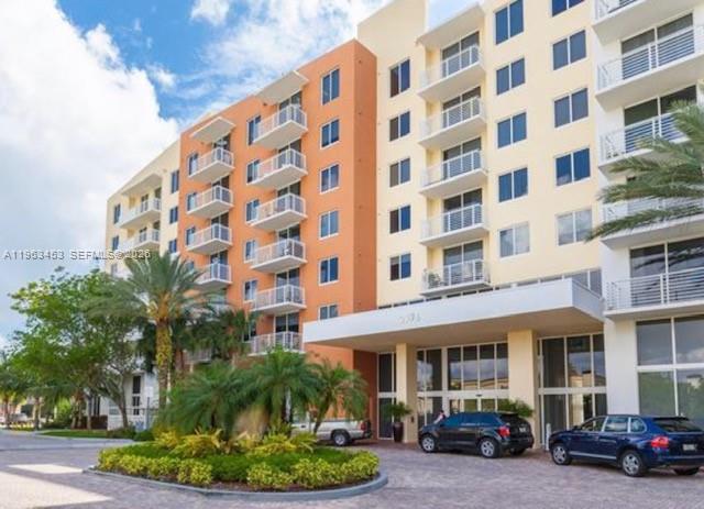 image The Venture at Aventura28