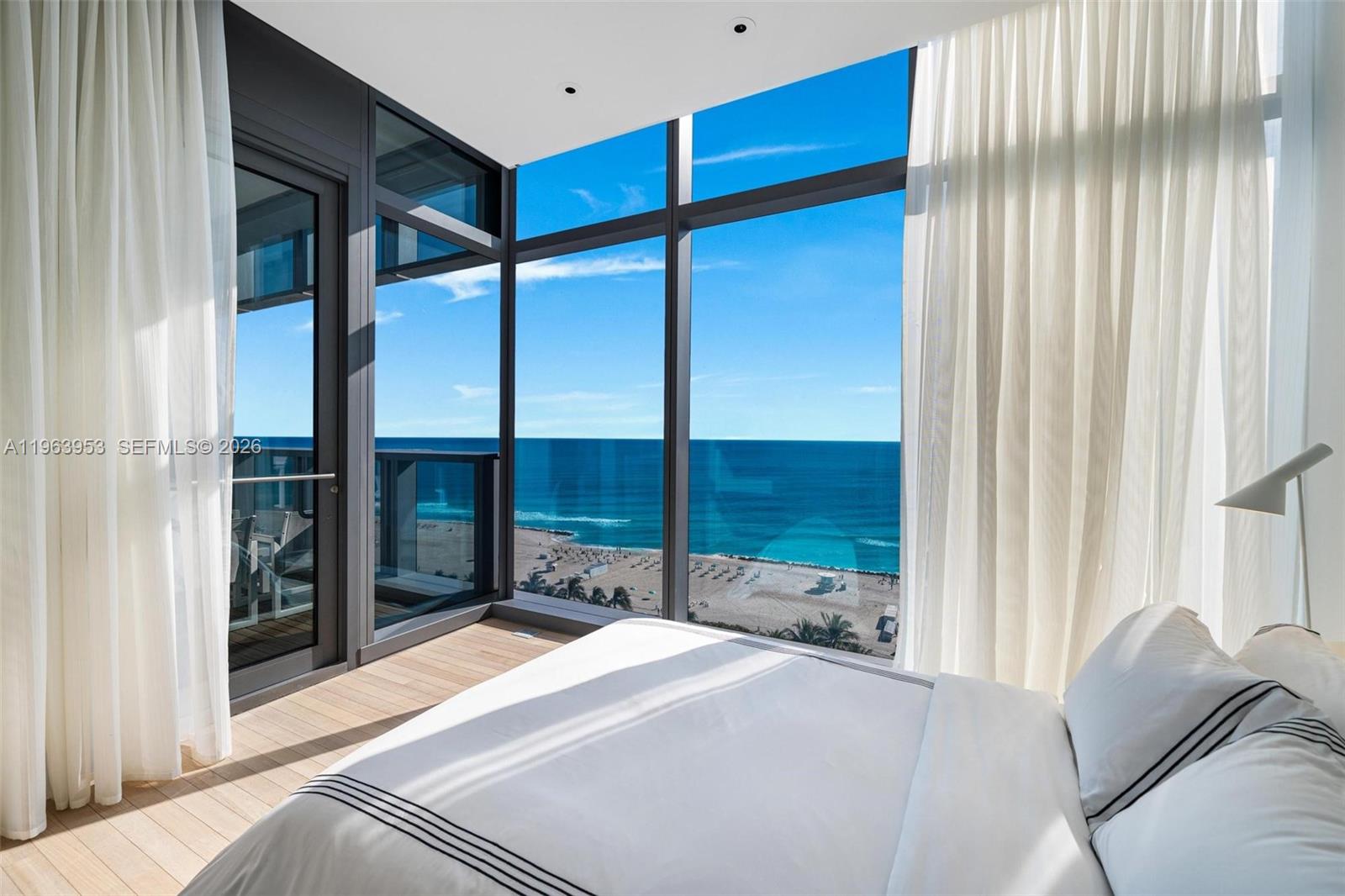 2901 Collins Ave #1501 Miami Beach, FL 33140