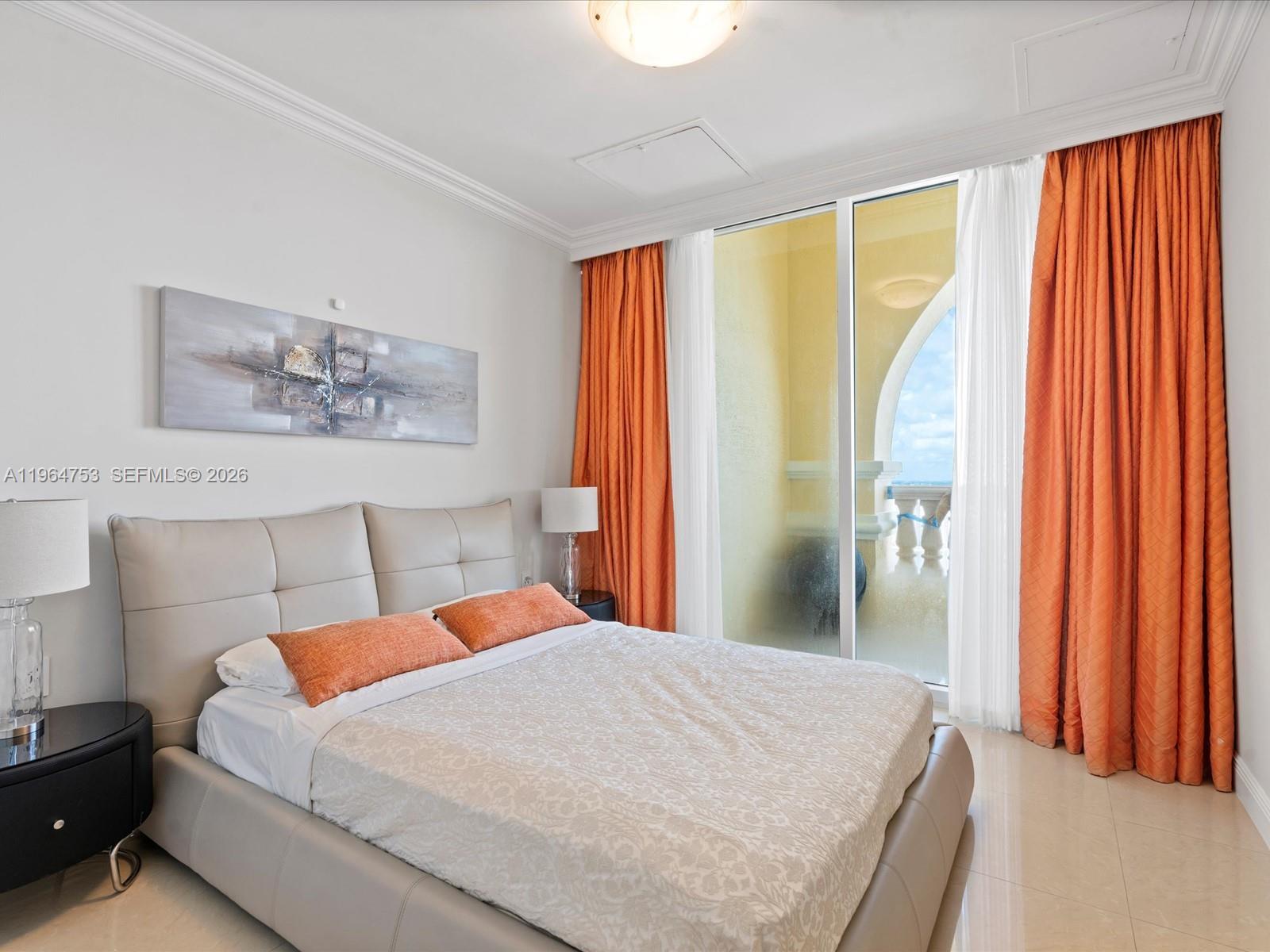 image Acqualina Residences13