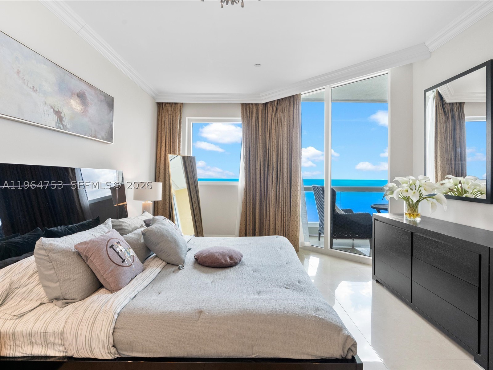 image Acqualina Residences25