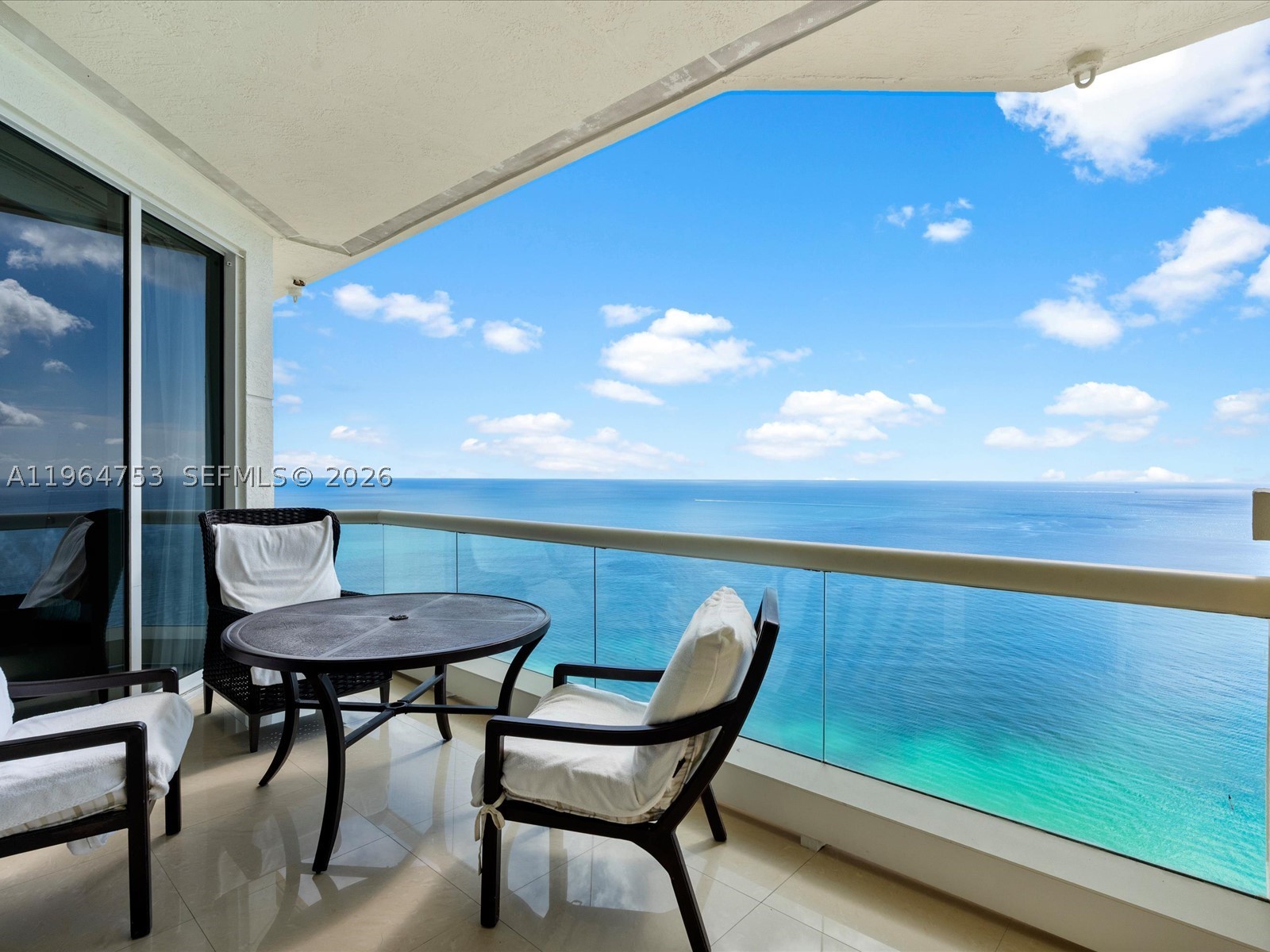 image Acqualina Residences45