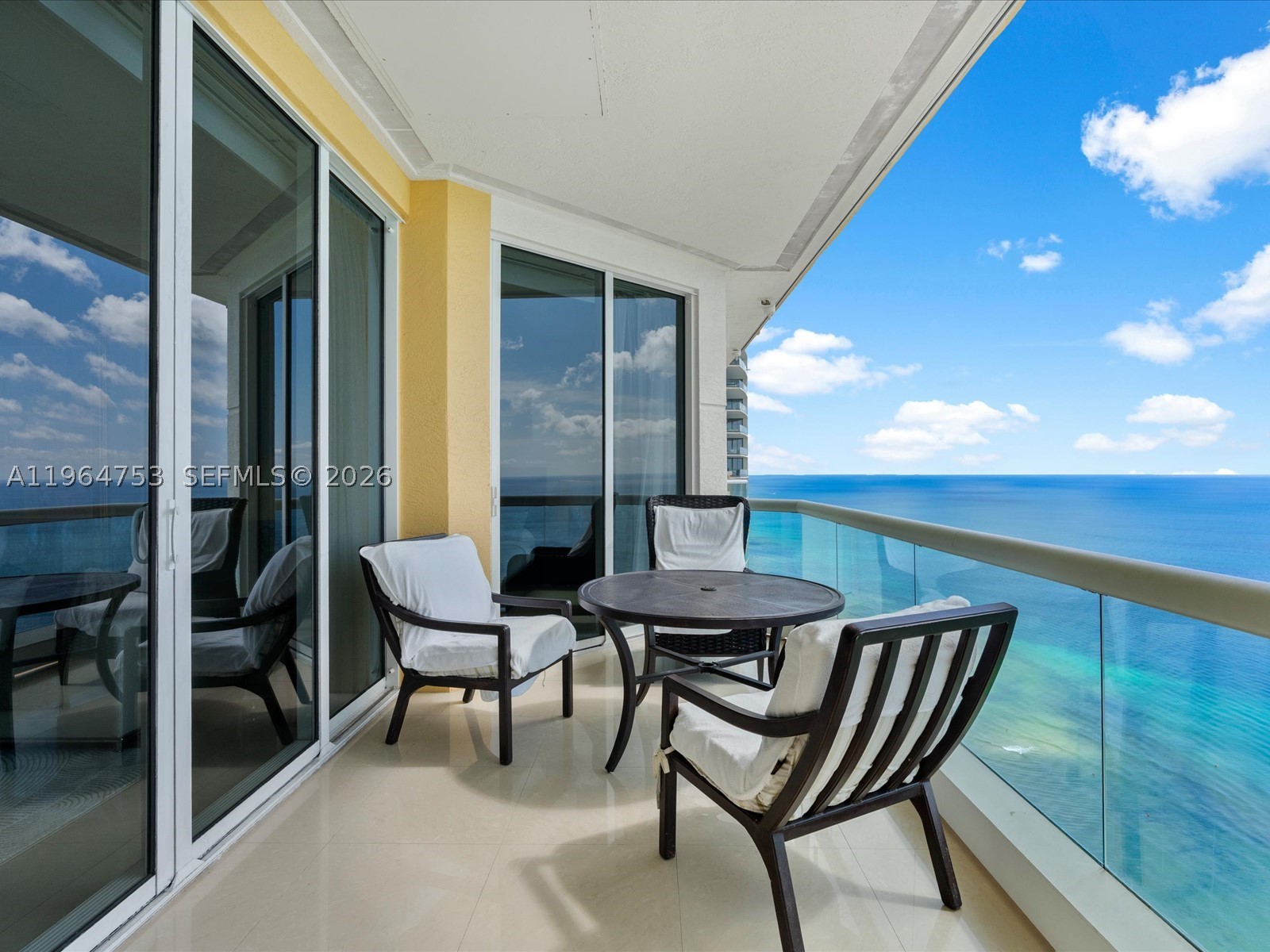 image Acqualina Residences46