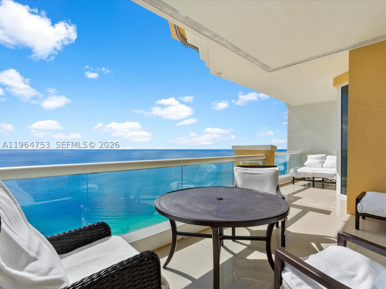image Acqualina Residences47