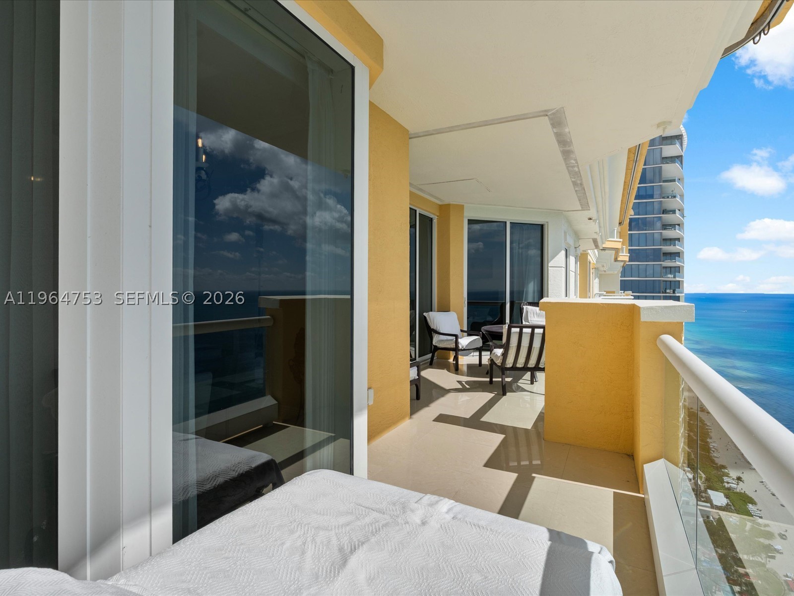 image Acqualina Residences51