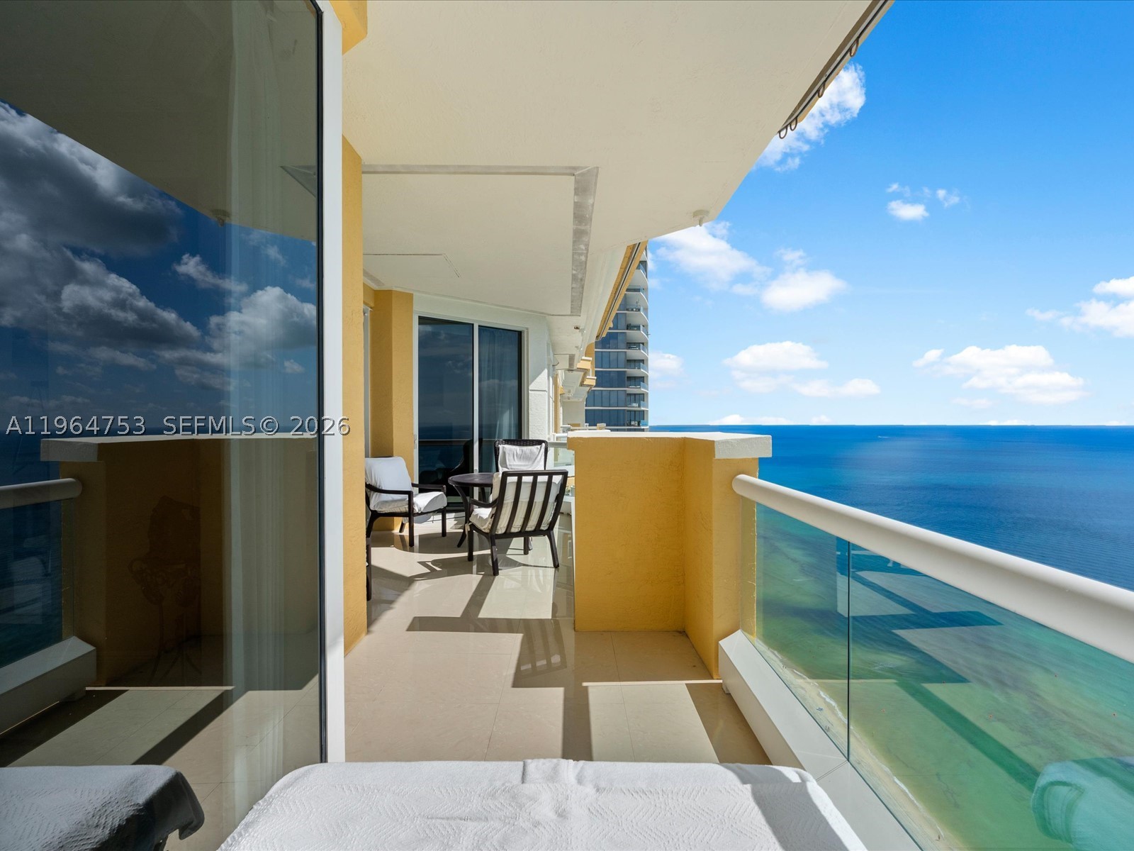 image Acqualina Residences52