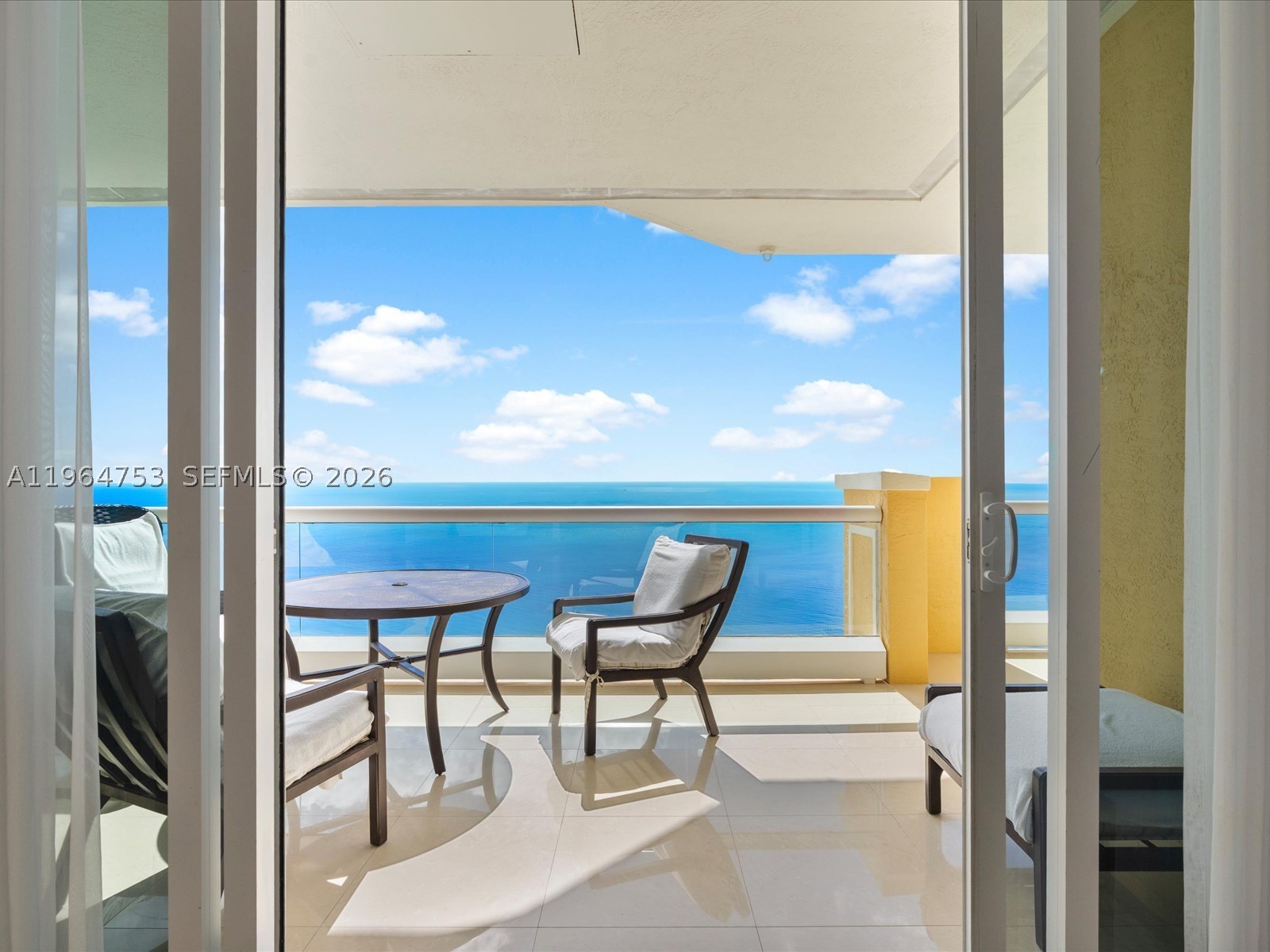 image Acqualina Residences56