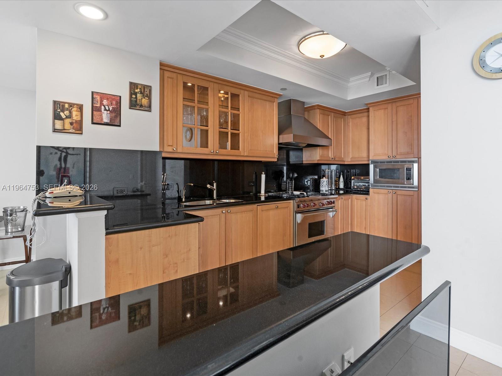 image Acqualina Residences5