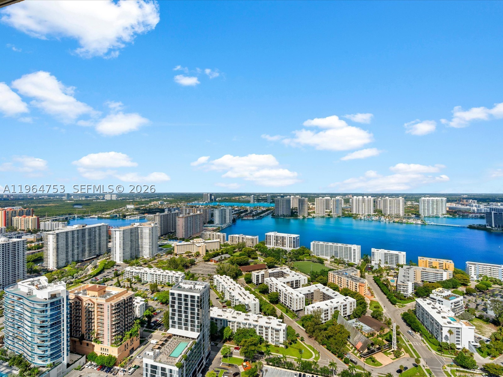 image Acqualina Residences65