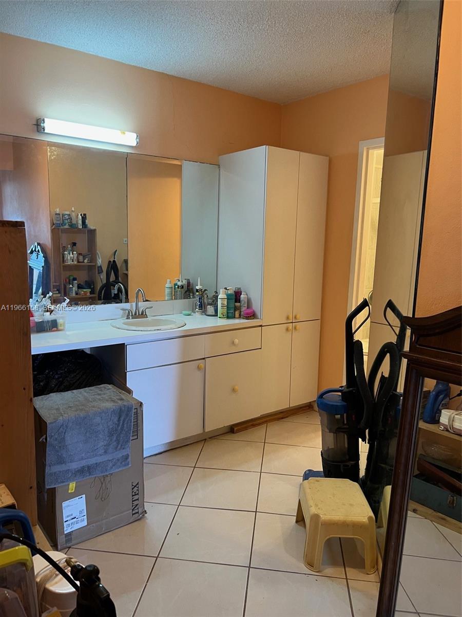9225 Collins Ave #302 Surfside, FL 33154