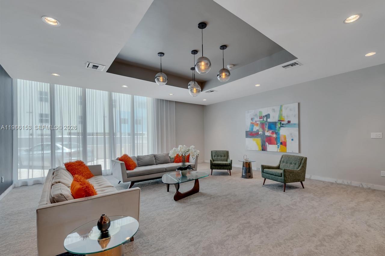 9225 Collins Ave #302 Surfside, FL 33154