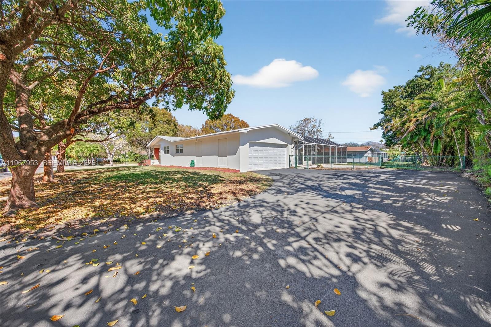 7280 SW 128th St Pinecrest, FL 33156