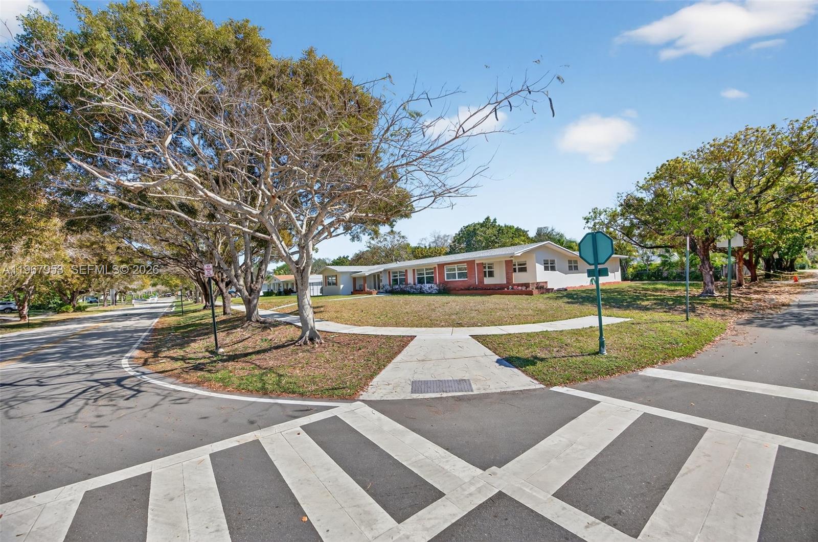 7280 SW 128th St Pinecrest, FL 33156