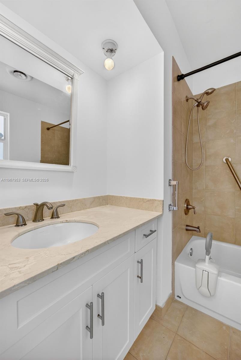 7280 SW 128th St Pinecrest, FL 33156