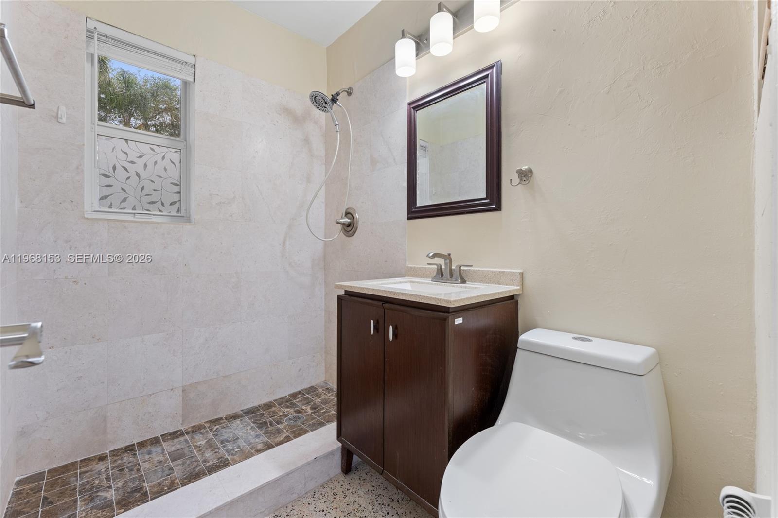 6820 SW 77th Ter South Miami, FL 33143