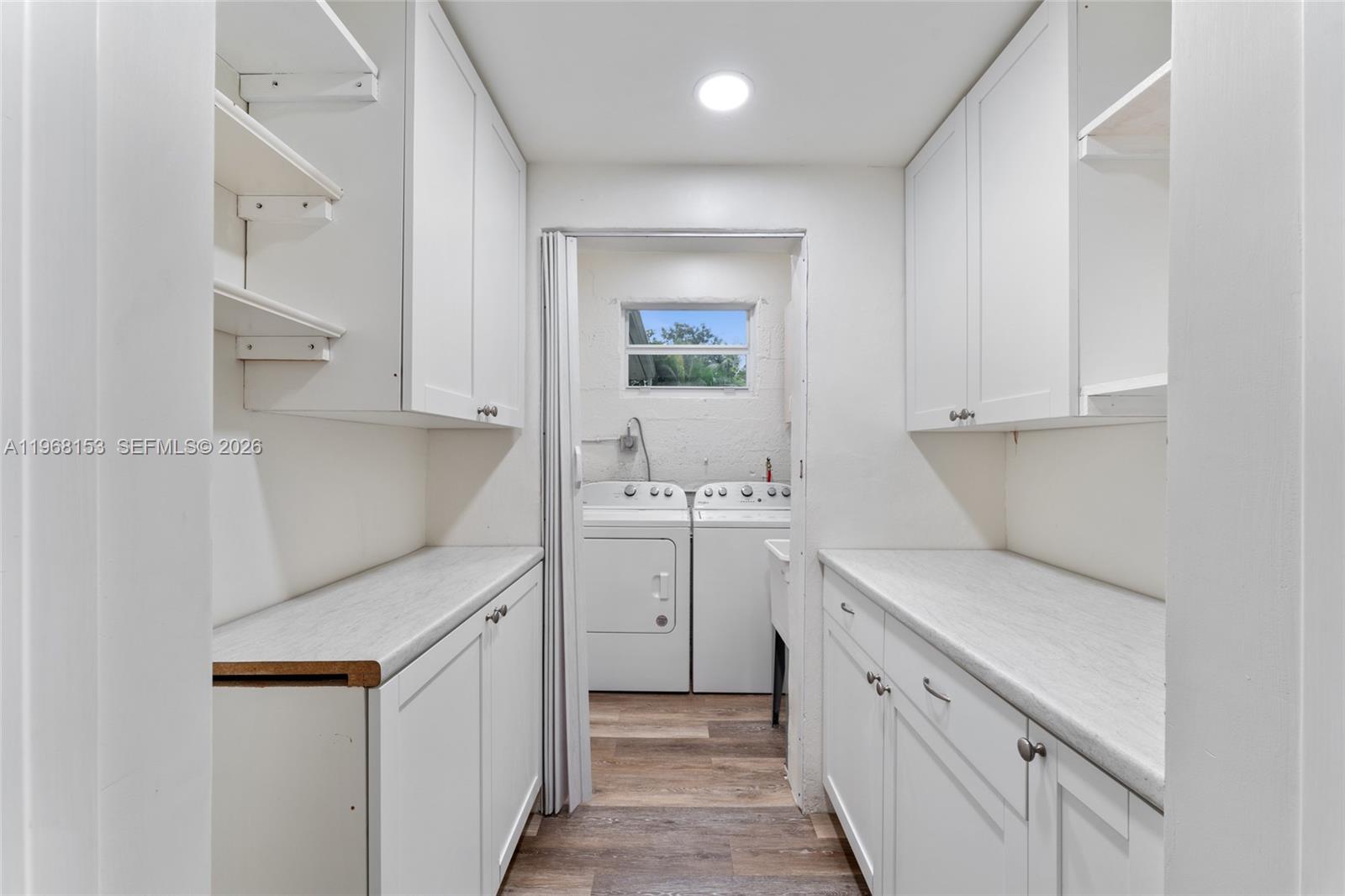 6820 SW 77th Ter South Miami, FL 33143