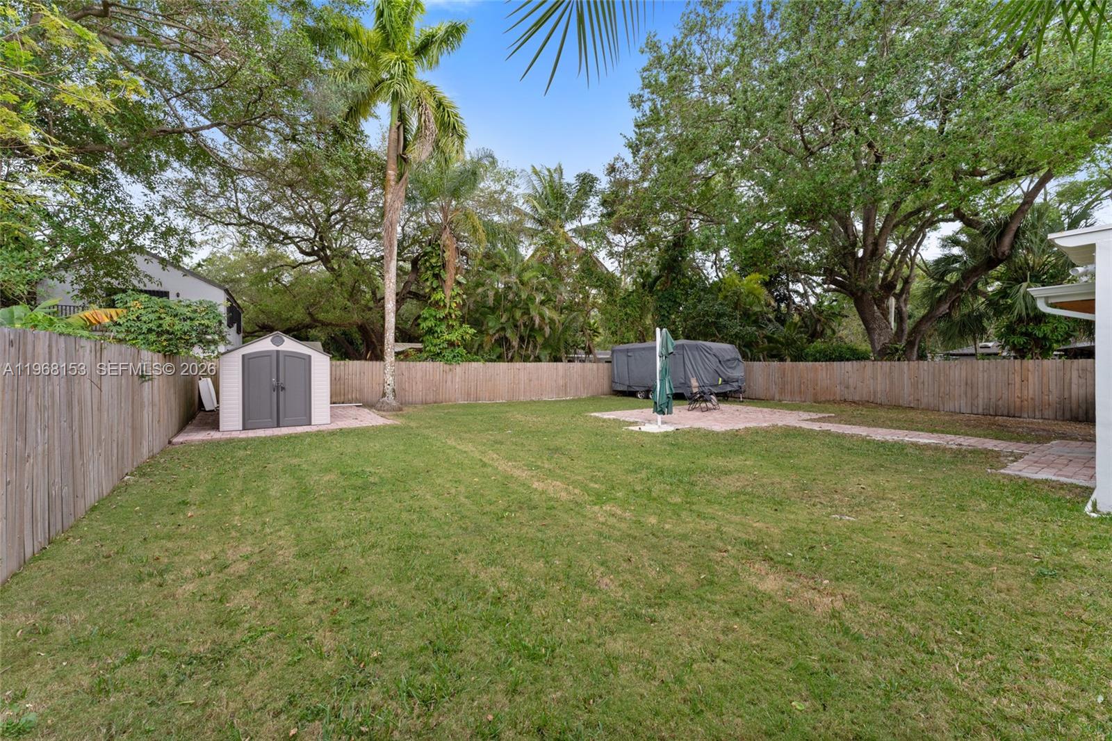 6820 SW 77th Ter South Miami, FL 33143