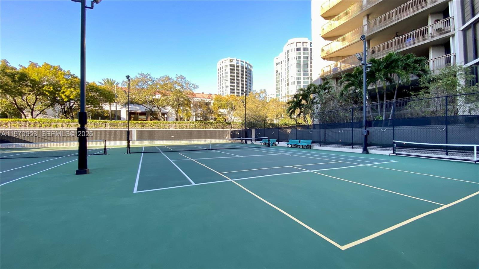 image Yacht Harbour23