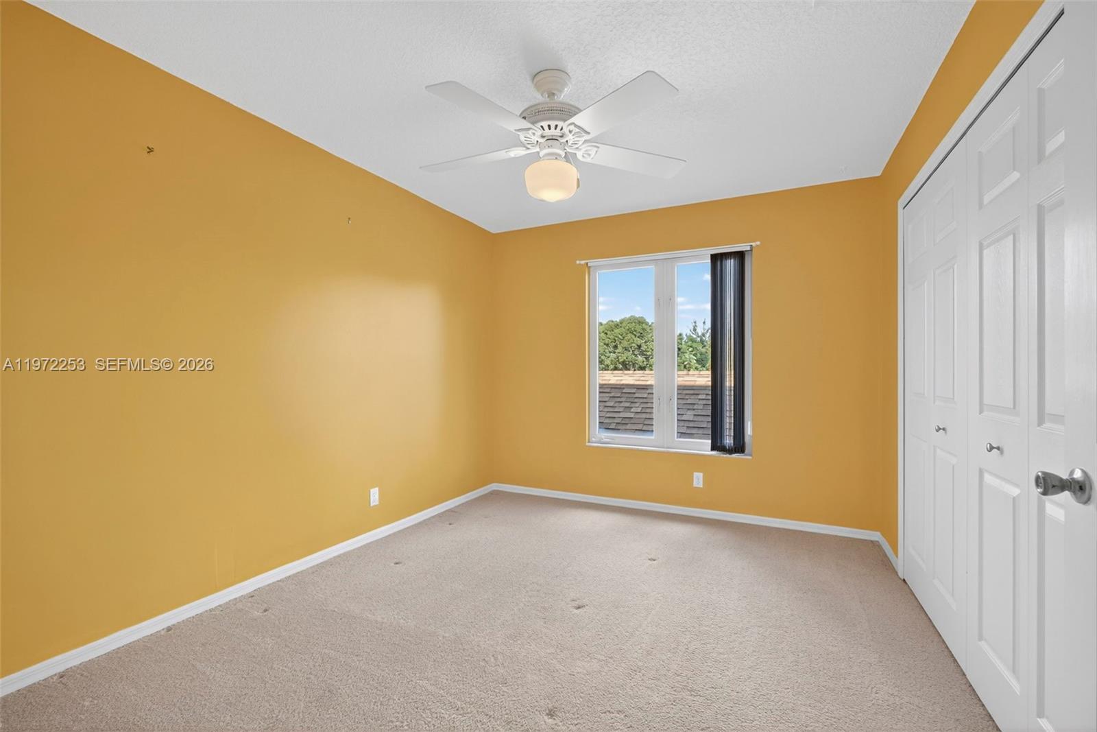 112 Camelot Ct Royal Palm Beach, FL 33411