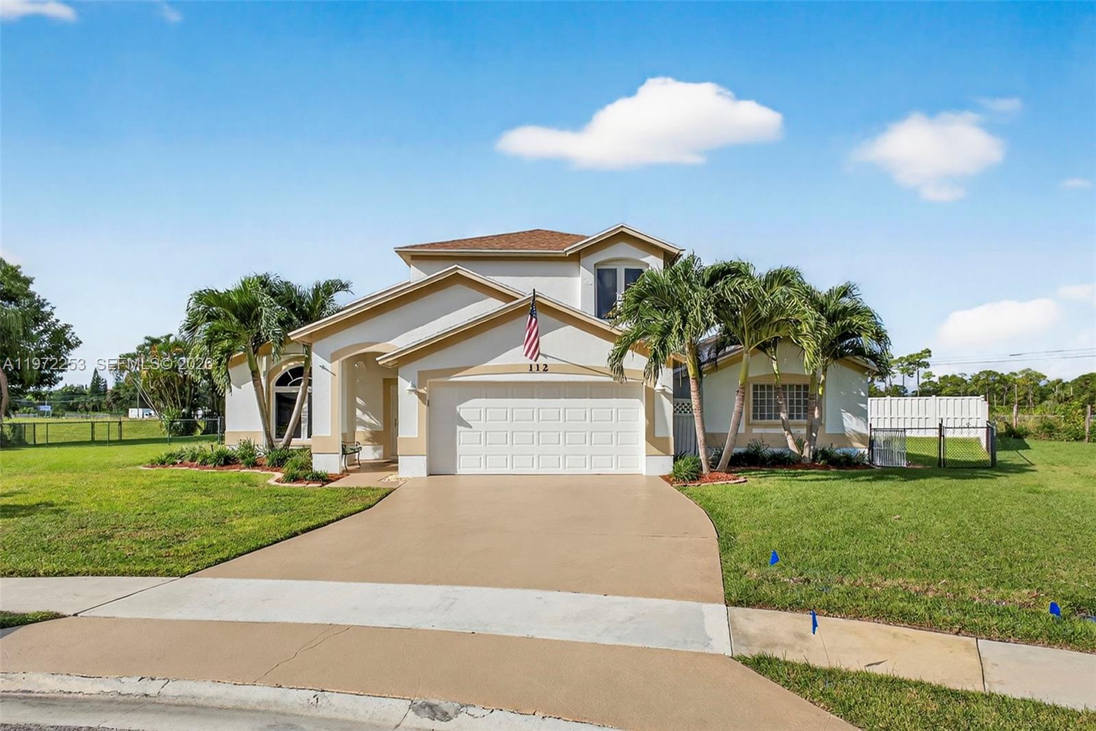 112 Camelot Ct Royal Palm Beach, FL 33411