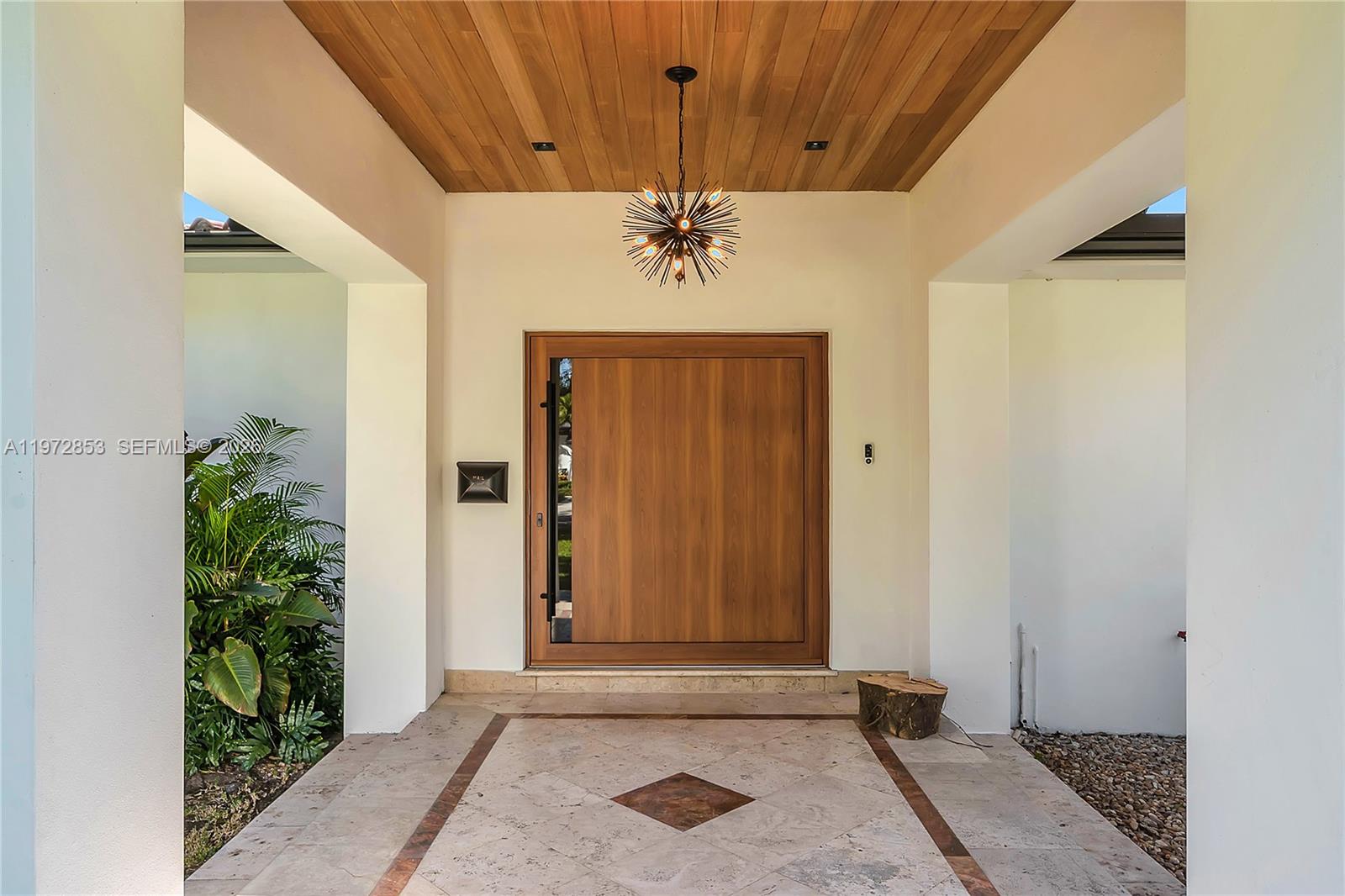 1424 Algardi Ave Coral Gables, FL 33146