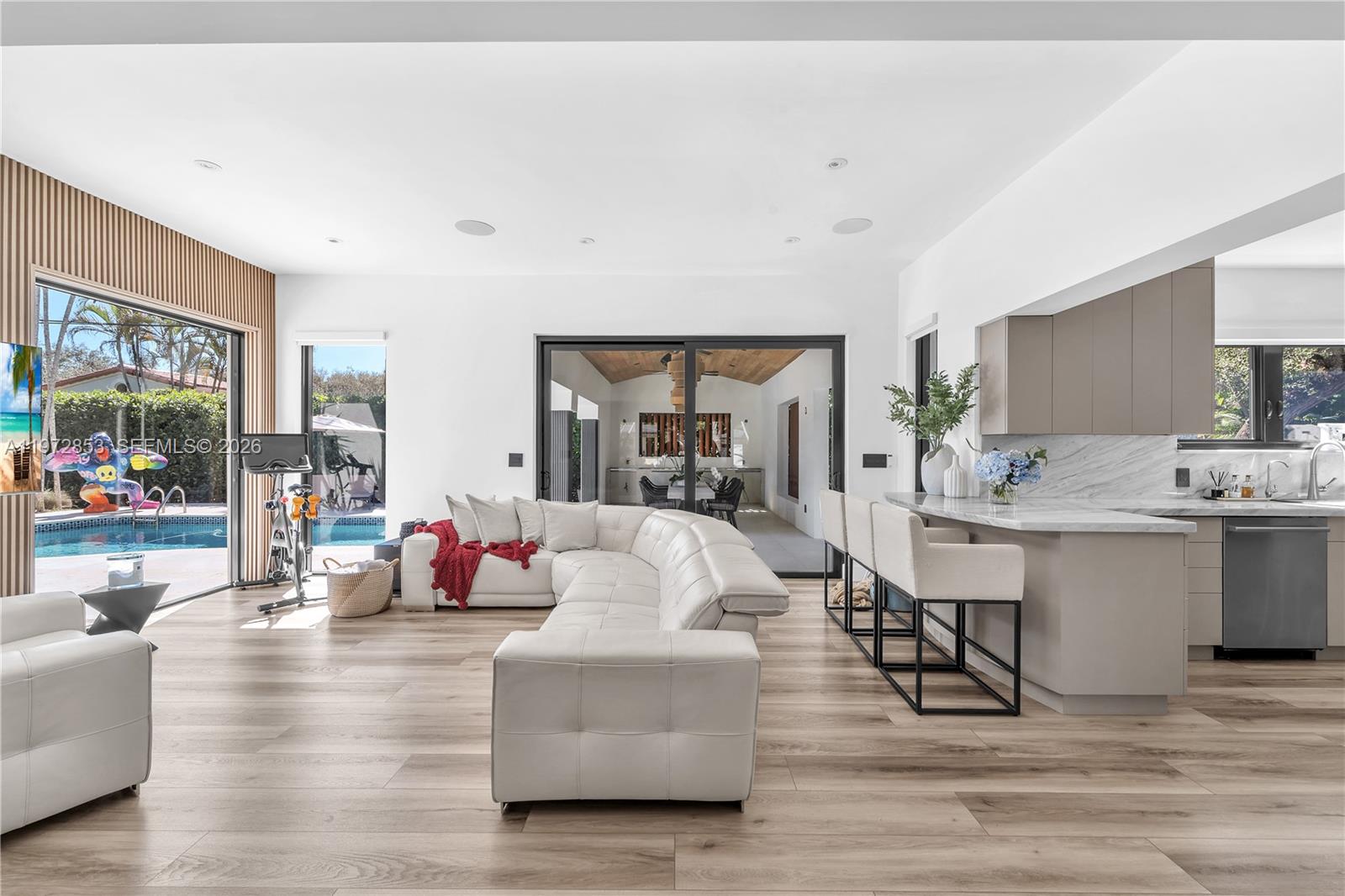 1424 Algardi Ave Coral Gables, FL 33146