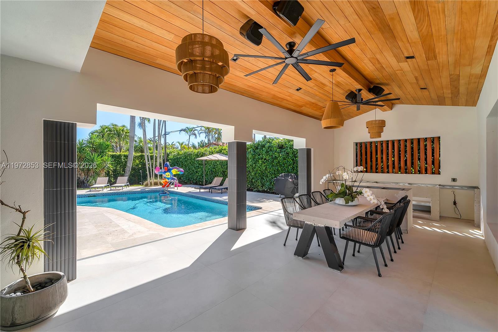 1424 Algardi Ave Coral Gables, FL 33146