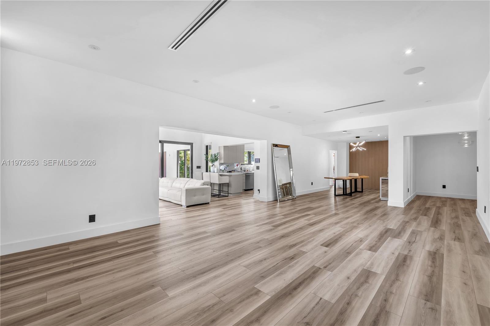 1424 Algardi Ave Coral Gables, FL 33146