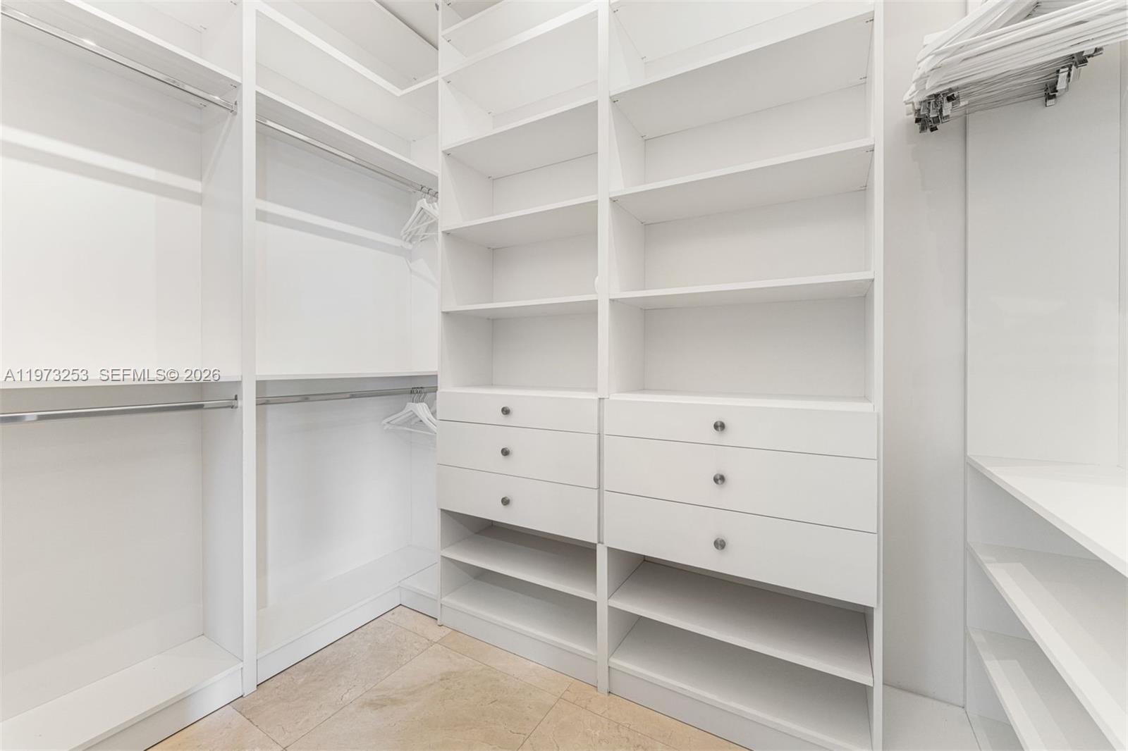 17121 Collins Ave #2405 Sunny Isles Beach, FL 33160