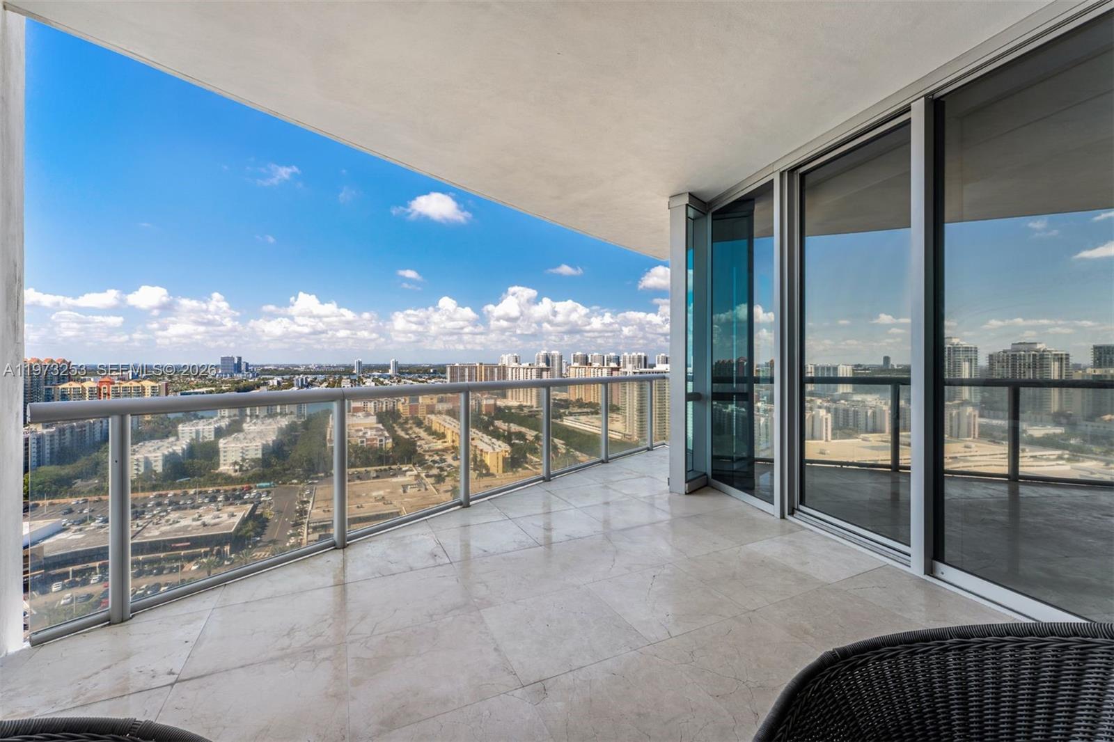 17121 Collins Ave #2405 Sunny Isles Beach, FL 33160
