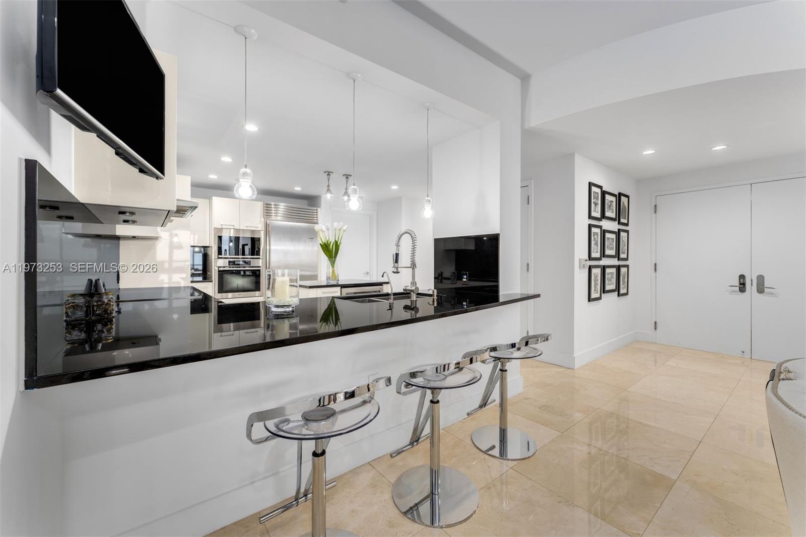 17121 Collins Ave #2405 Sunny Isles Beach, FL 33160