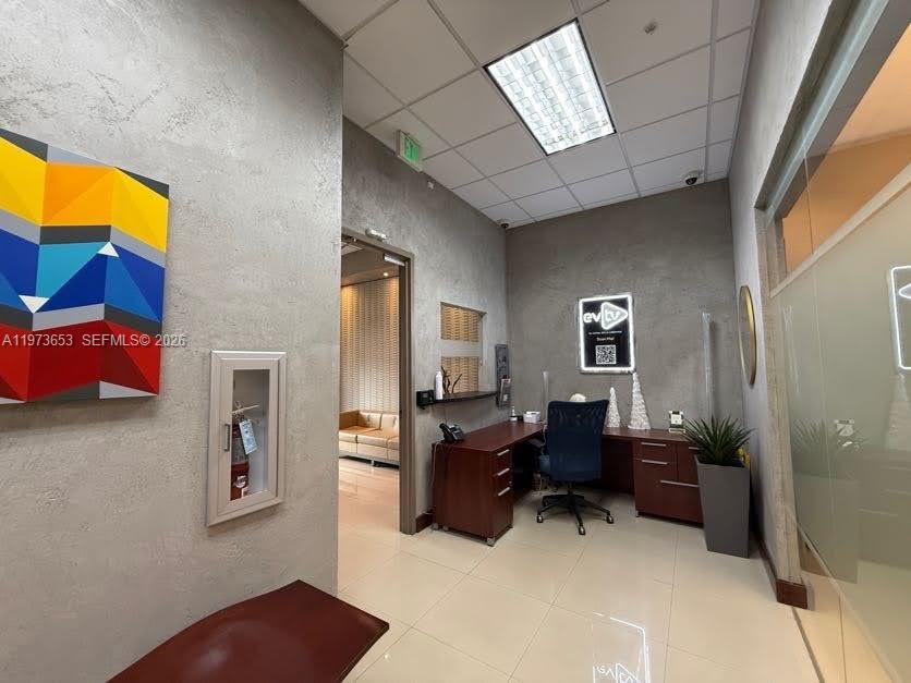 7620 NW 25th St Miami, FL 33122