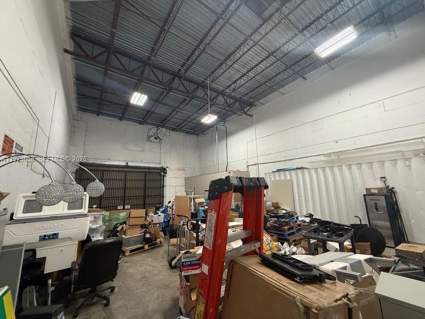 7620 NW 25th St Miami, FL 33122