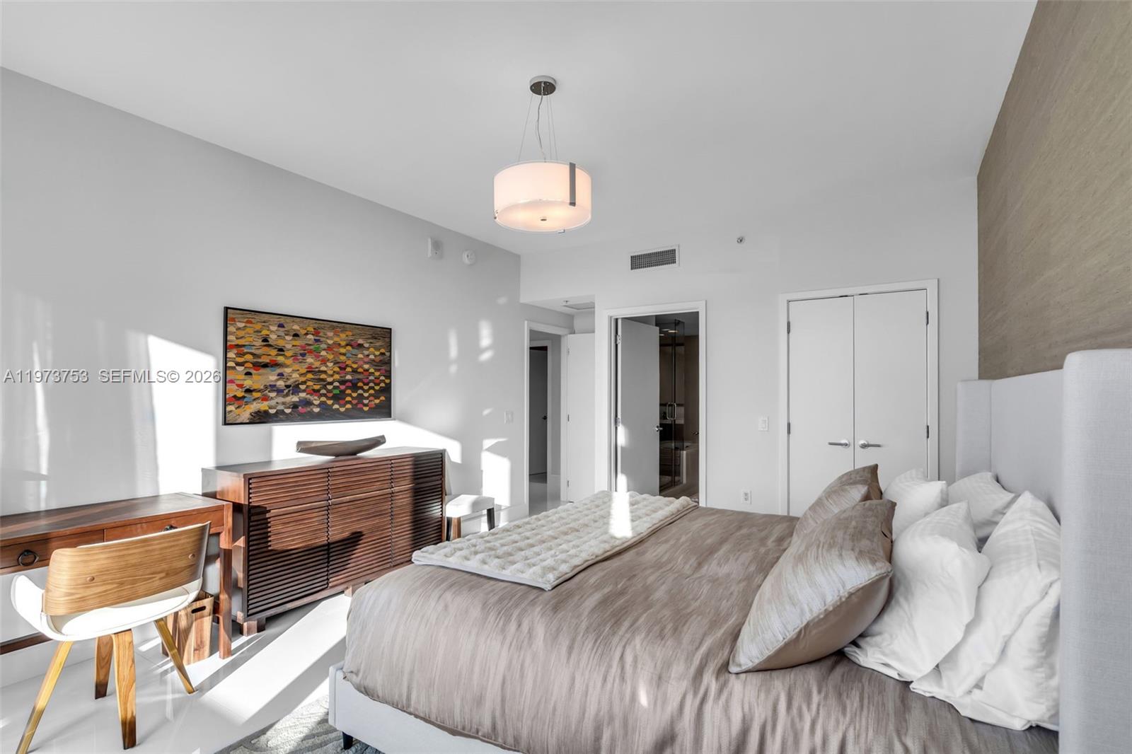 image The Carillon North Tower12