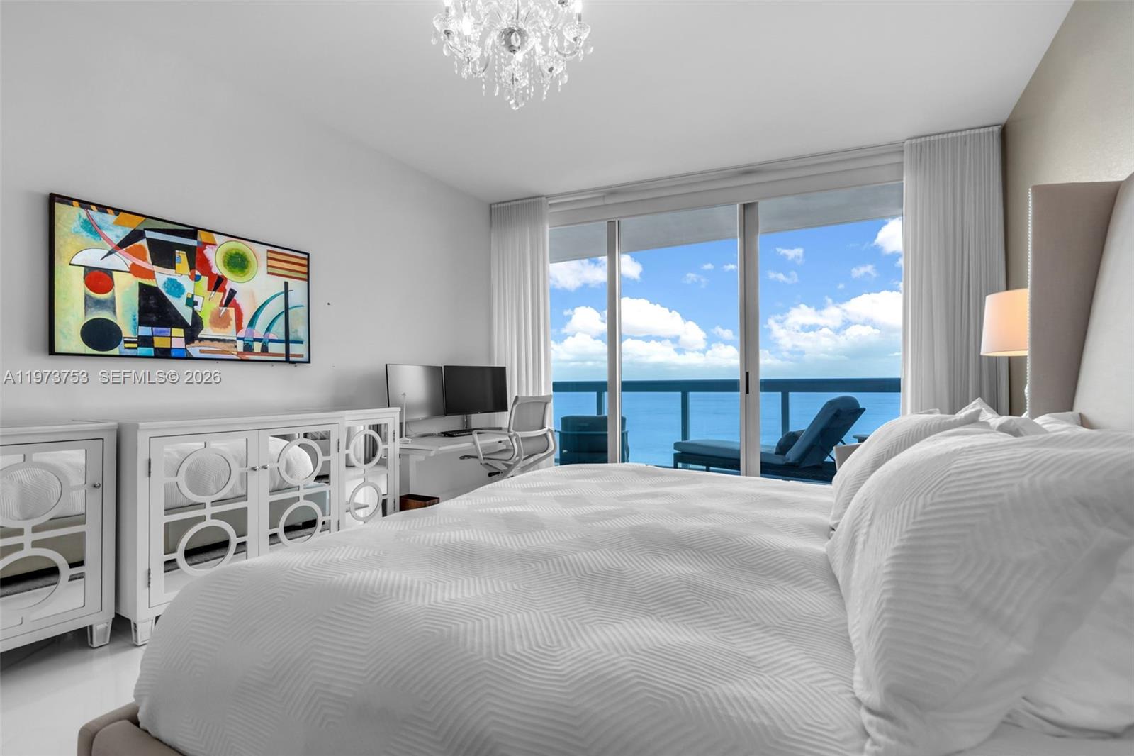 image The Carillon North Tower18