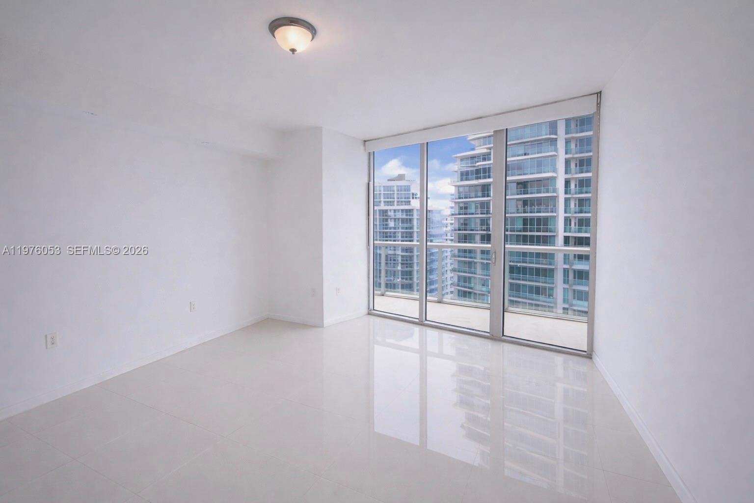 image Icon Brickell II10