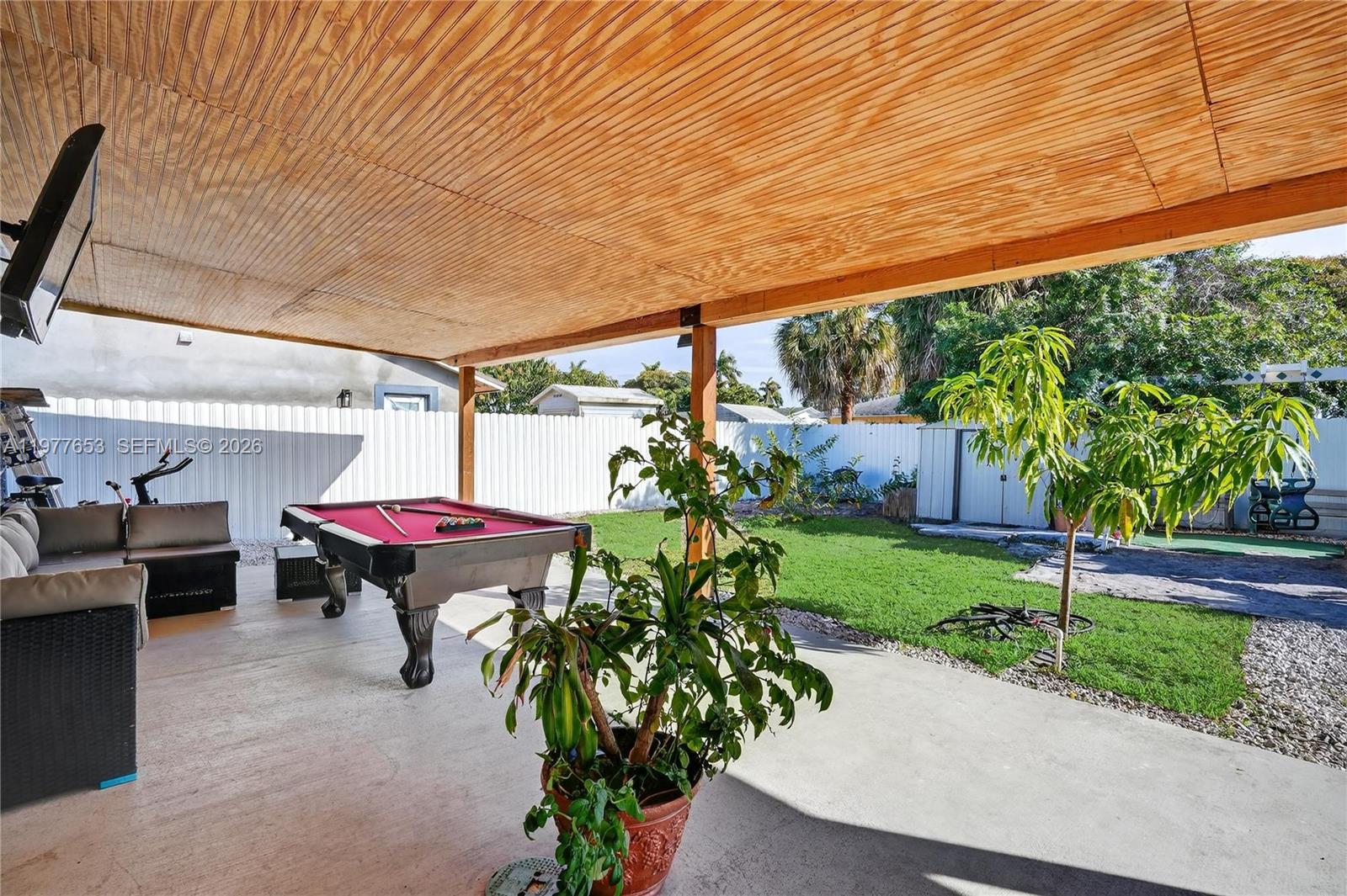 1318 13th St West Palm Beach, FL 33401