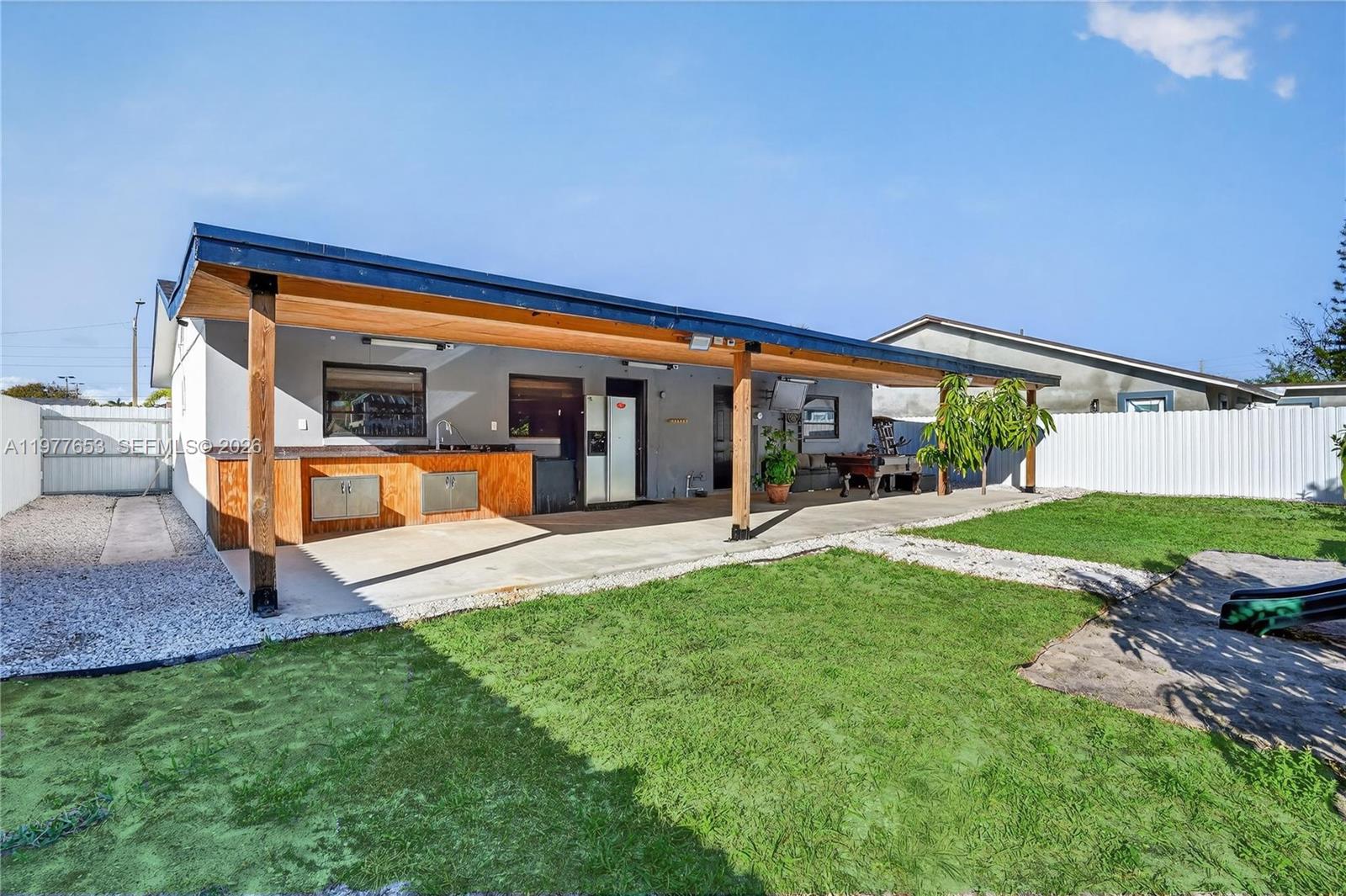 1318 13th St West Palm Beach, FL 33401