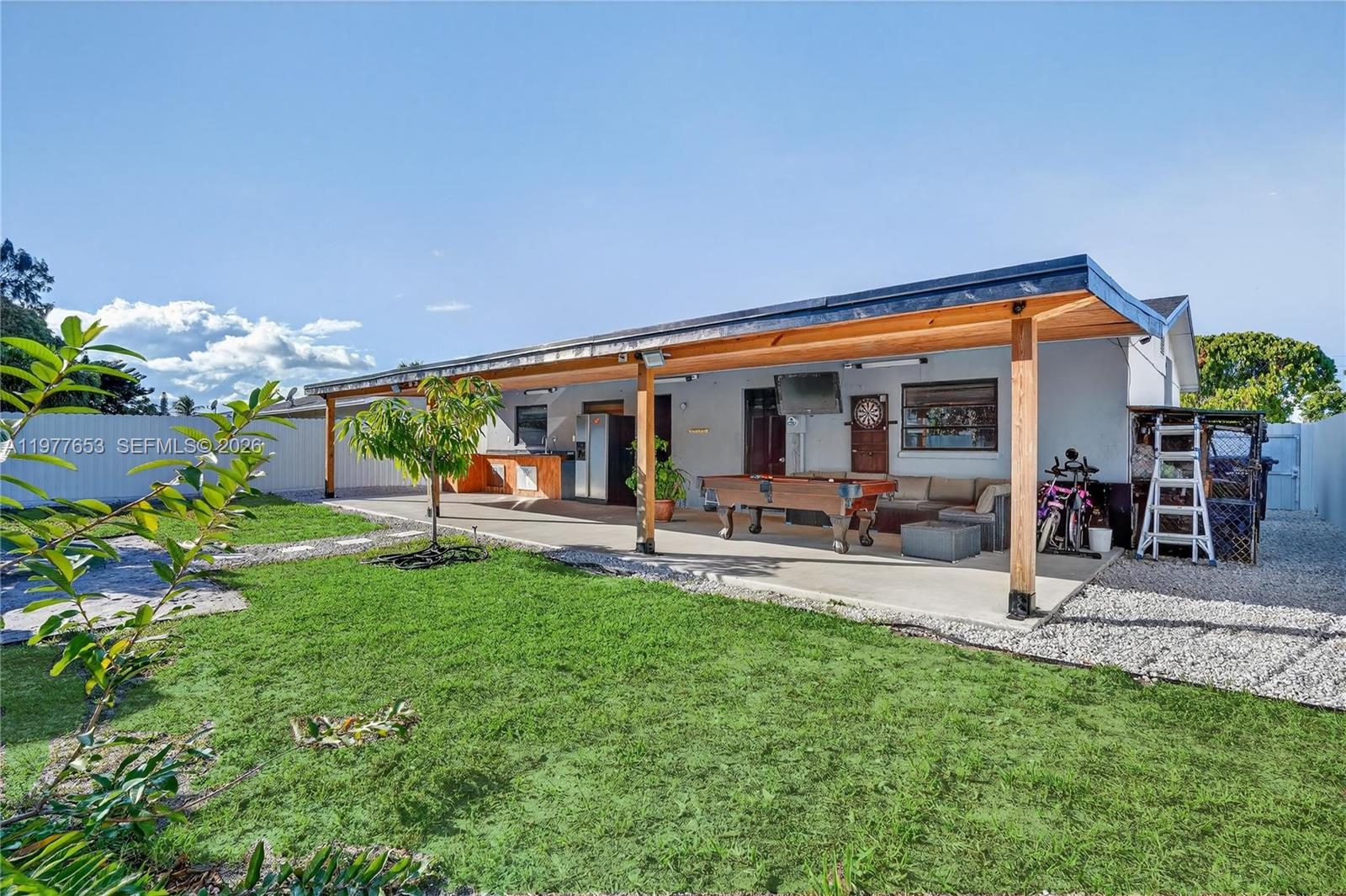 1318 13th St West Palm Beach, FL 33401