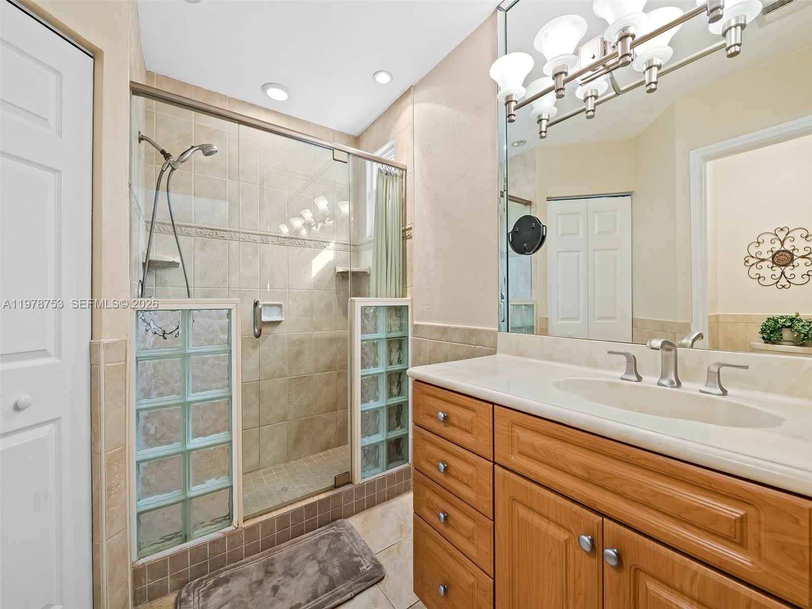 1214 NW 126th Ave Sunrise, FL 33323