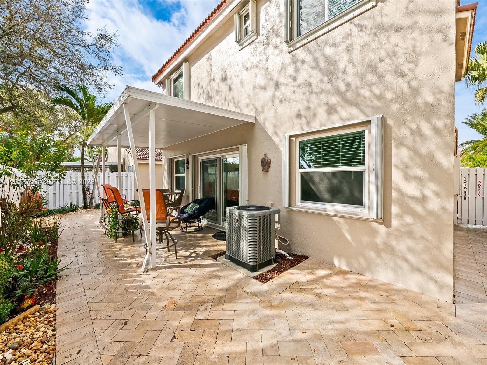 1214 NW 126th Ave Sunrise, FL 33323