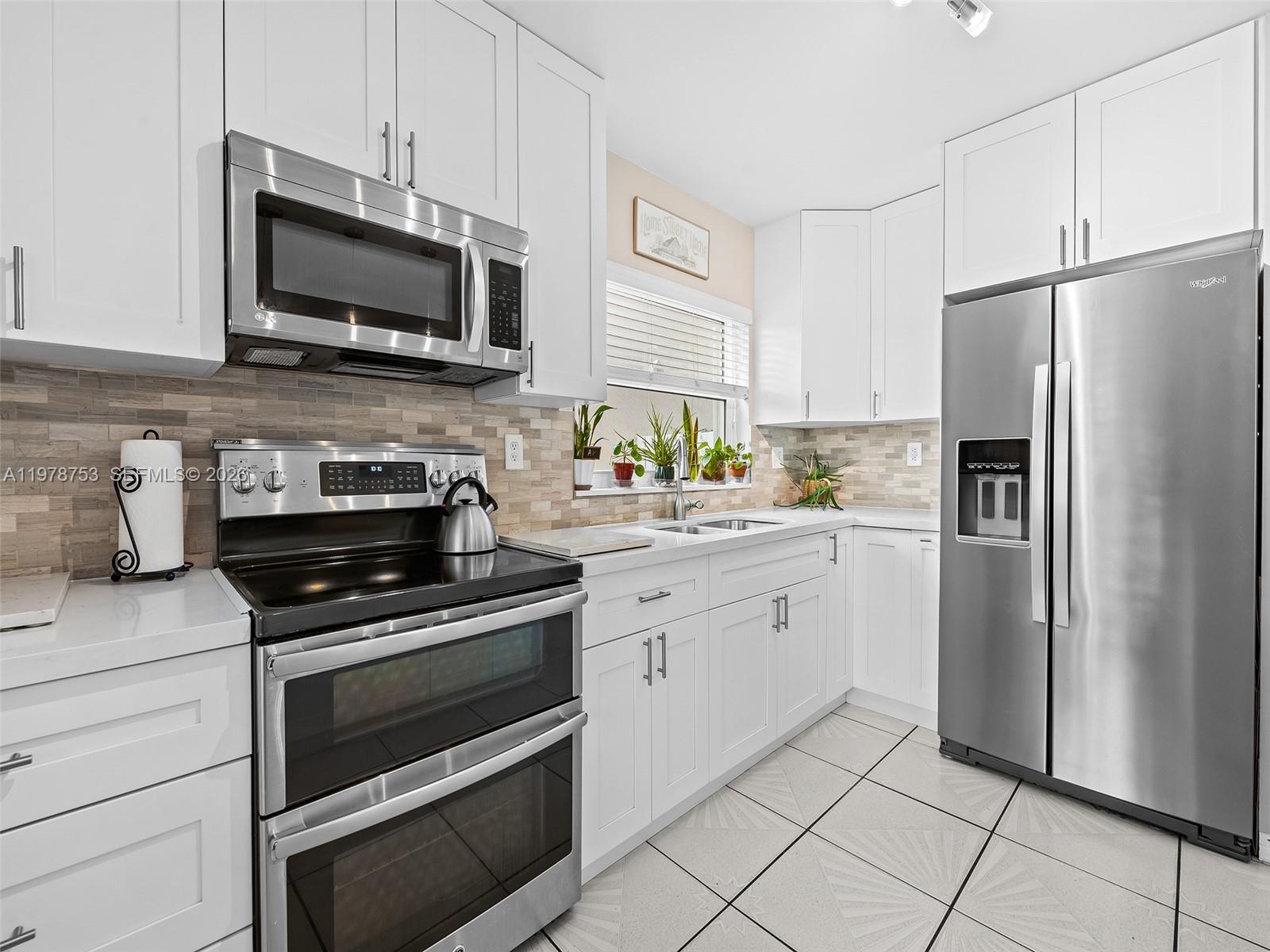 1214 NW 126th Ave Sunrise, FL 33323