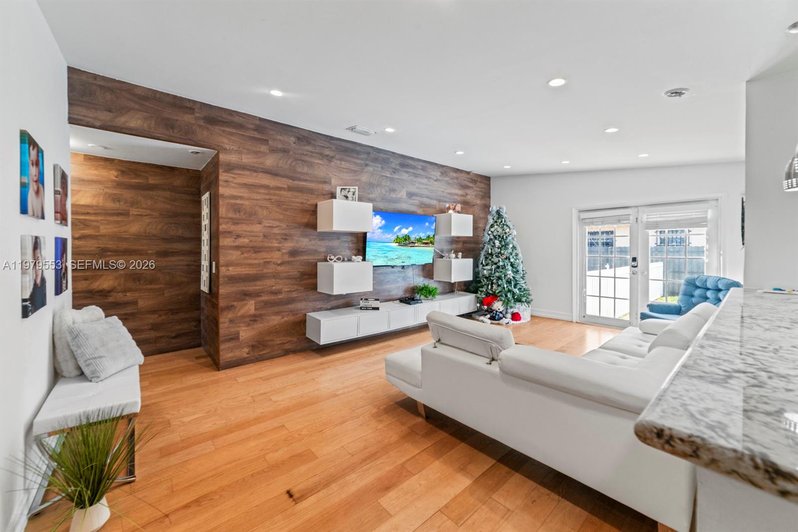 13000 SW 260th Ter Homestead, FL 33032