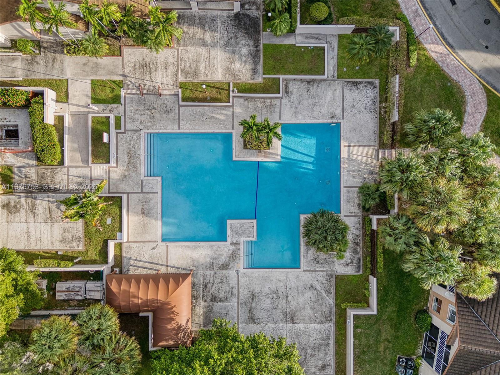 13931 SW 91st Ter #13931 Miami, FL 33186