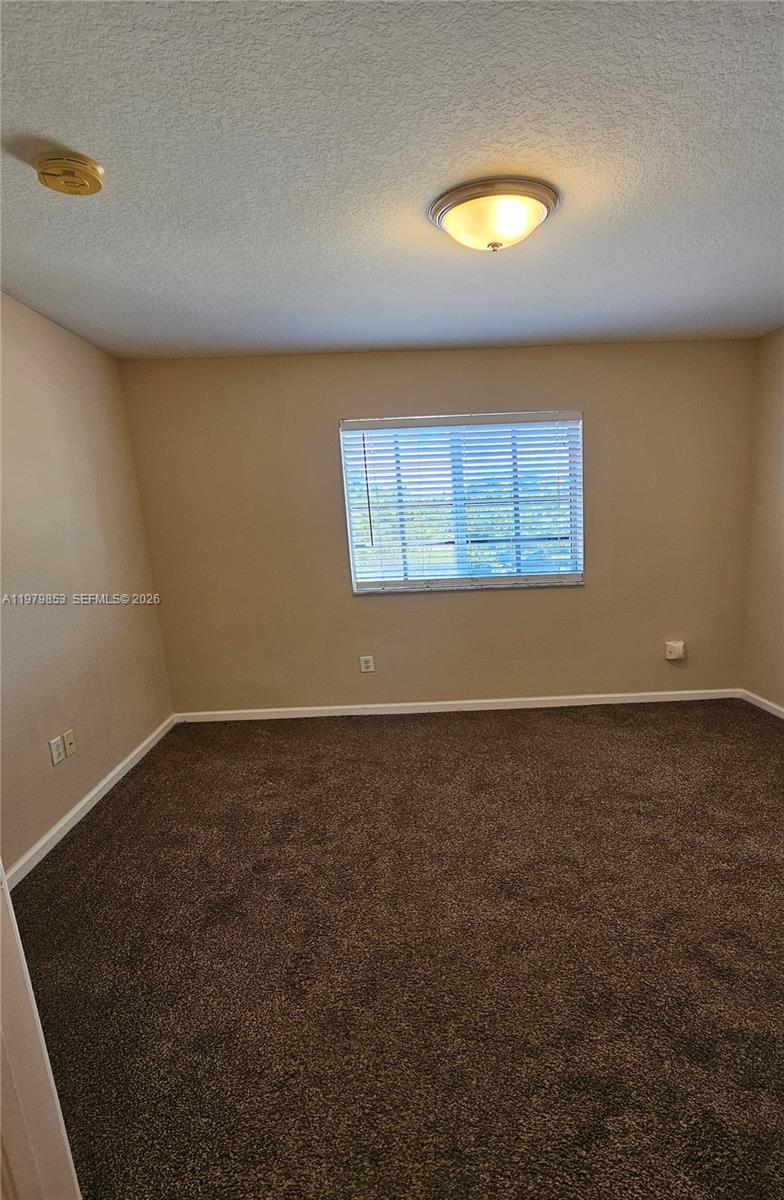 2014 Marsh Hbr Dr Riviera Beach, FL 33404